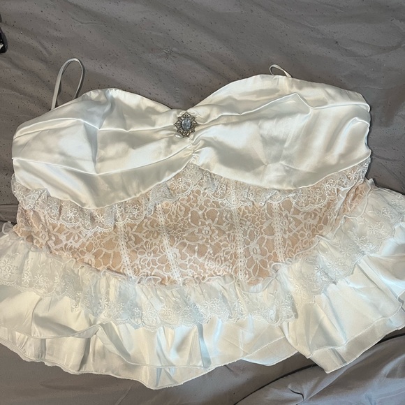 Lace Bustier Top NWT - Picture 2 of 4